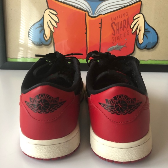 Nike Air Jordan 1 Low “ BRED” Size 8.5 VNDS - Picture 5 of 7